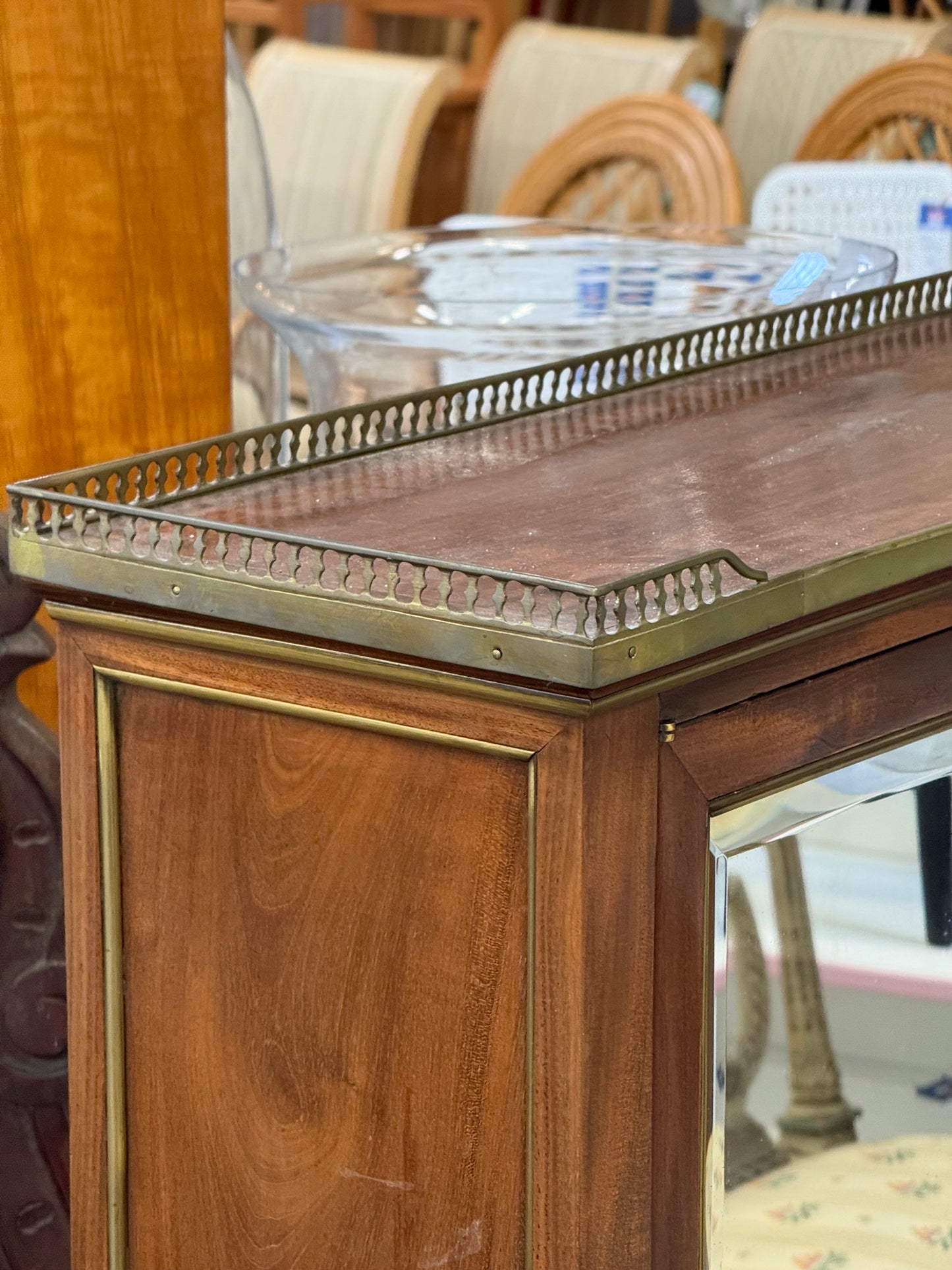 Bonheur du jour style Louis XVI