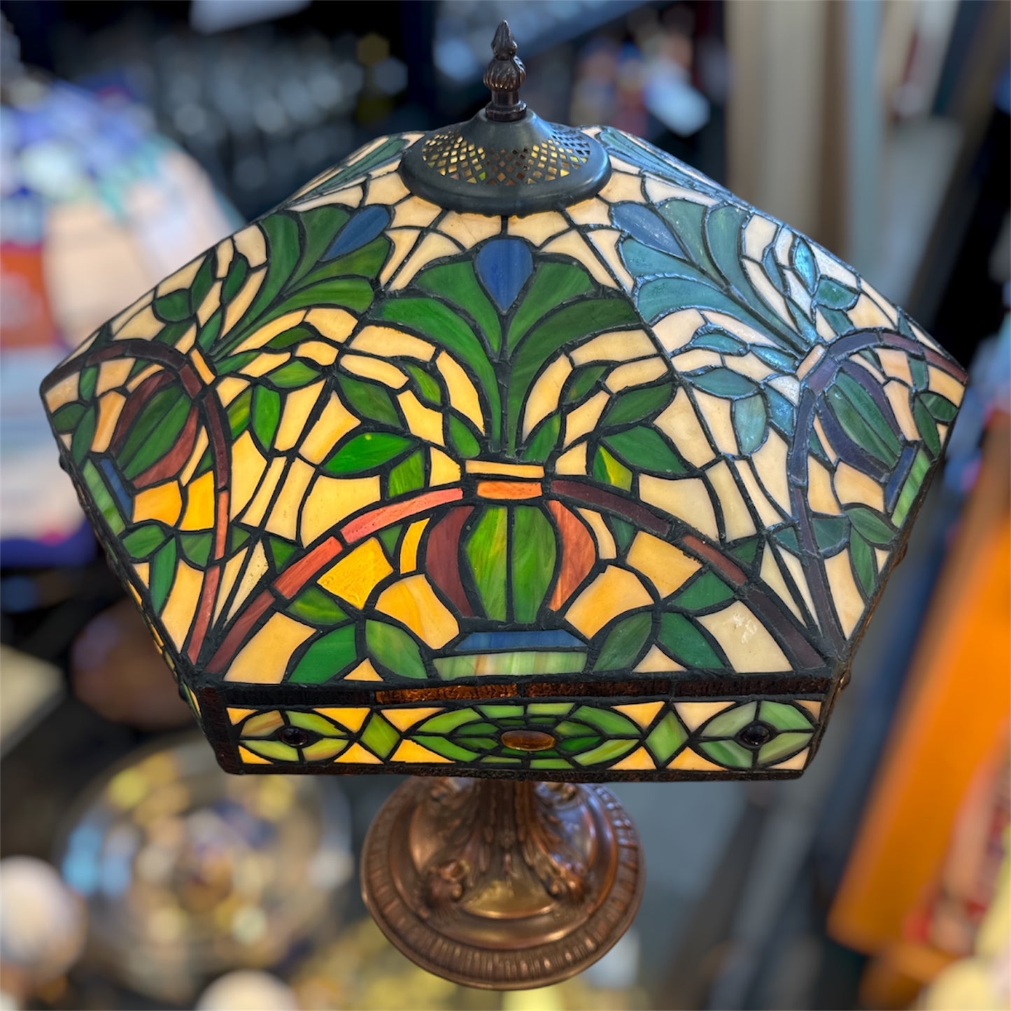 Lampe de table style Tiffany