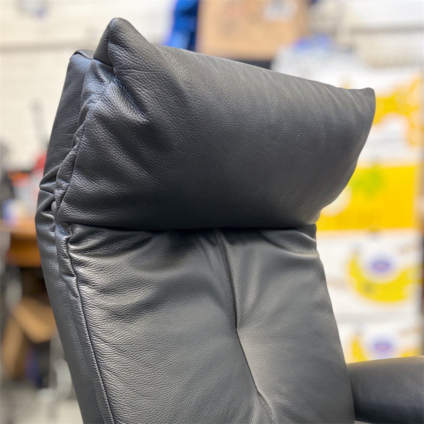 Fauteuil relax électrique Himolla en cuir
