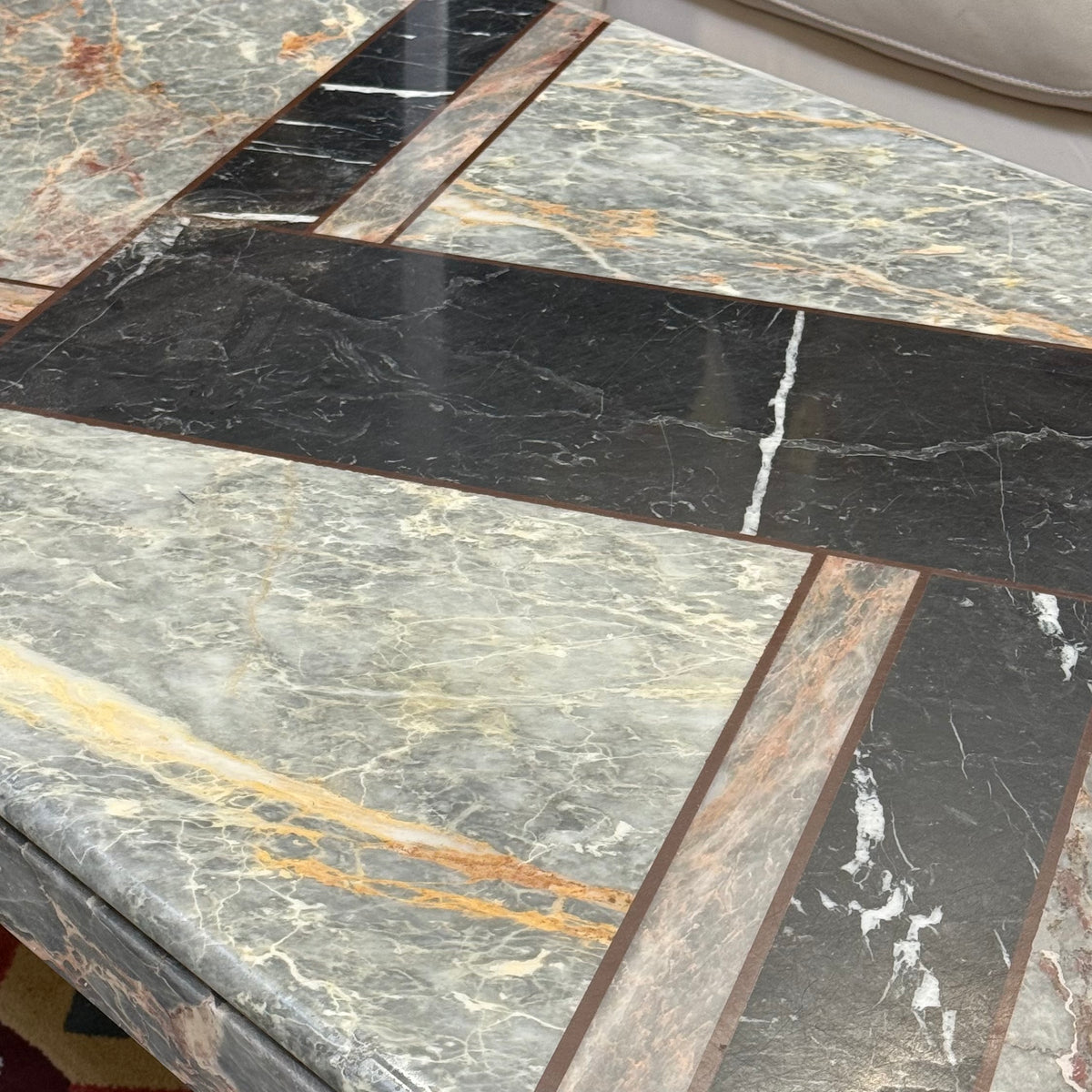 Table basse en marbre