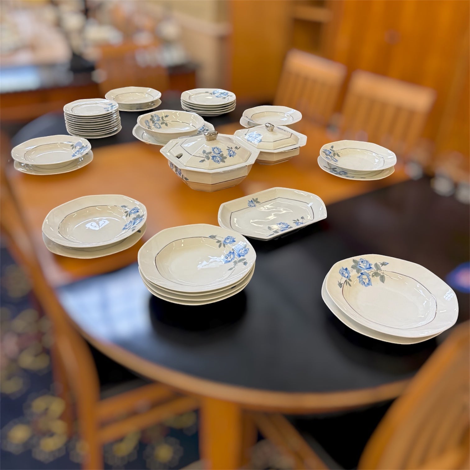 Service Art Déco en porcelaine tchécoslovaque