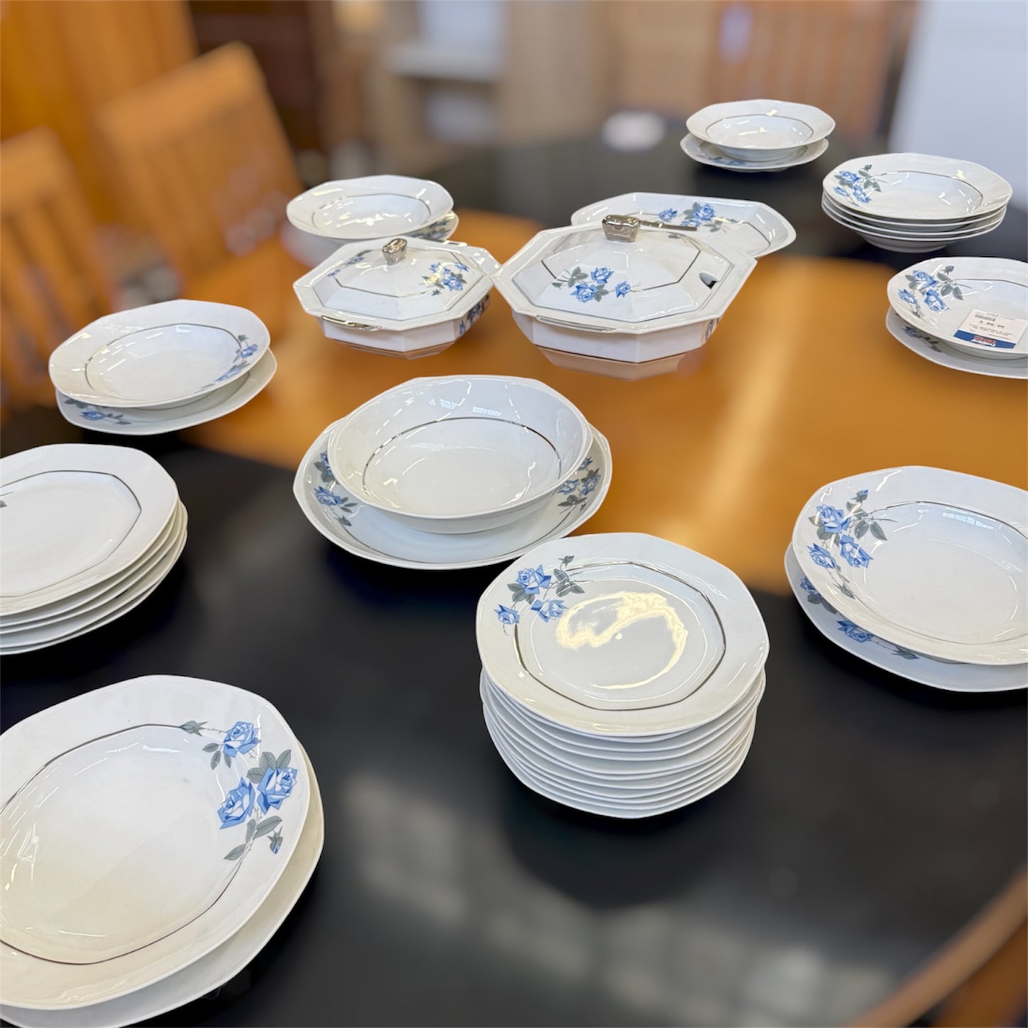 Service Art Déco en porcelaine tchécoslovaque