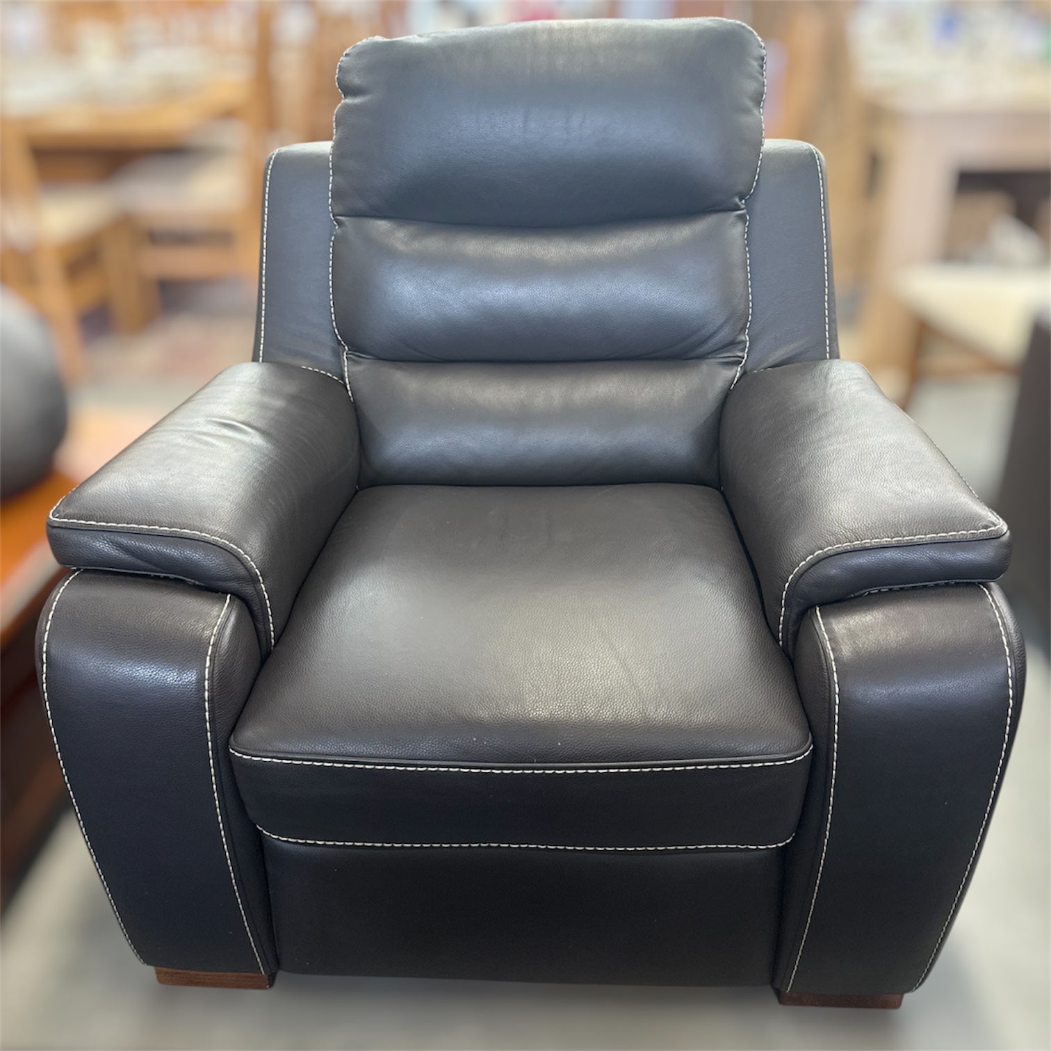 Fauteuil design italien en cuir