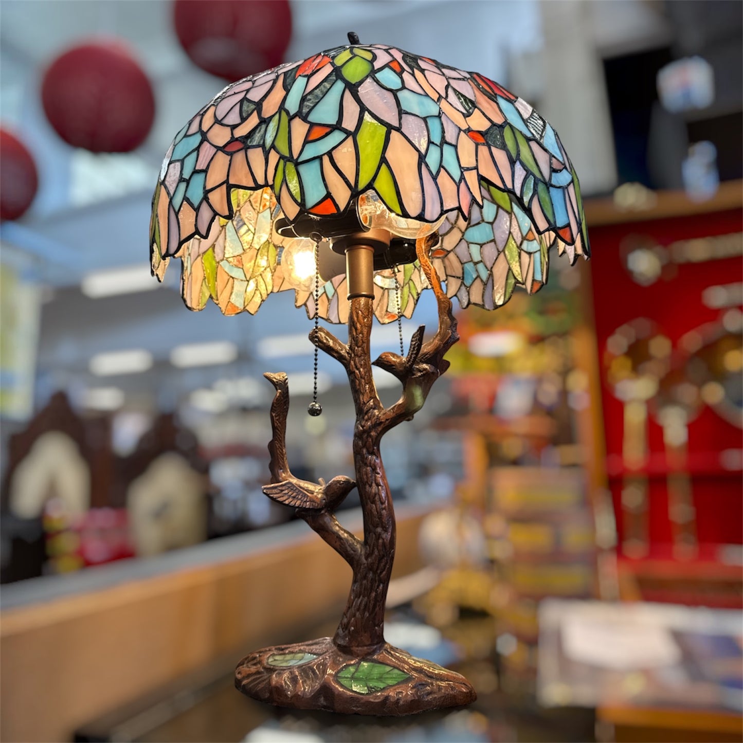Lampe de table style Tiffany