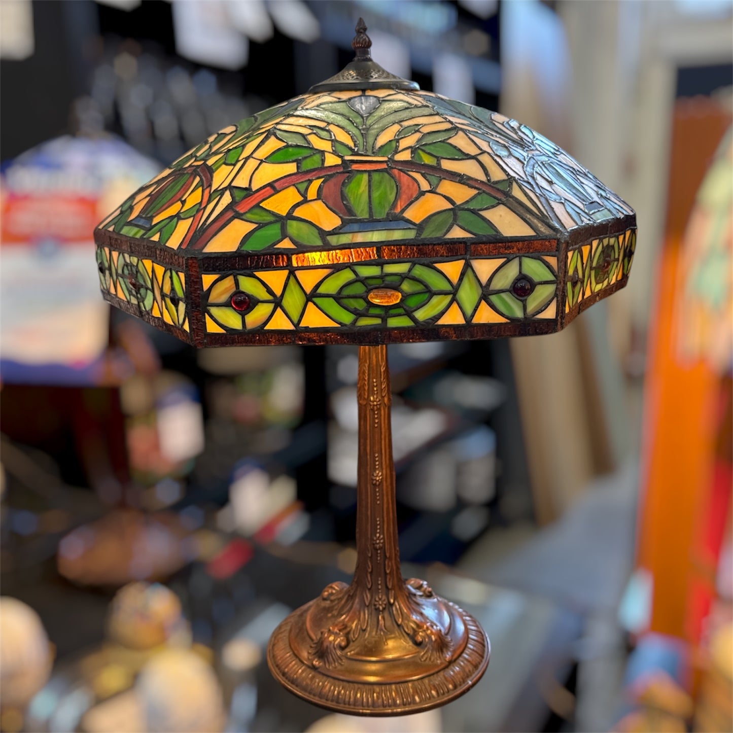 Lampe de table style Tiffany