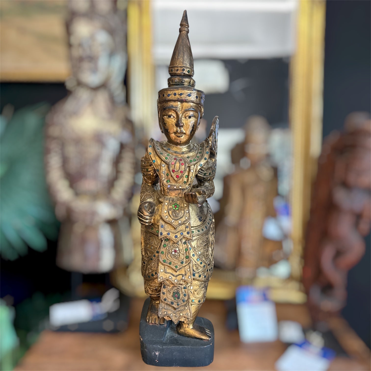 Statue thaïlandaise en bois