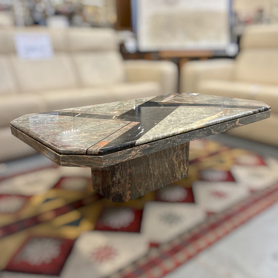 Table basse en marbre
